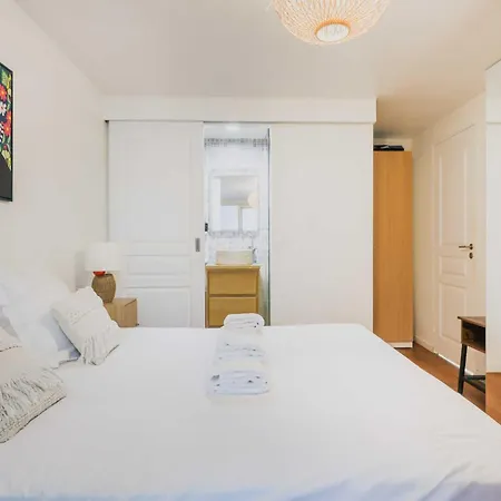 Apartment Exceptional With Garden - 3br 6p -
